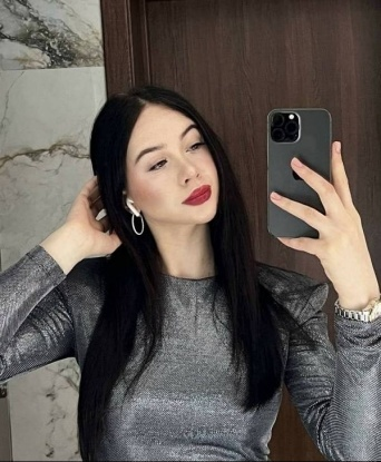 Живу в самом сердце Москвы, где создаю неповторимую атмосферу блаженства и роскоши. Мое обаяние и нежные прикосновения унесут тебя в мир наслаждения и искусства страсти. 👄
У меня в арсенале множество незабываемых услуг, которые окунут нас в море удовольствия. Мои красивые фото настоящие и отзывы оставлены довольными джентльменами, которые насладились каждой минутой проведенной со мной. 👯♀️
Со мной ты найдешь не только физическое удовлетворение, но и умиротворение для души. Воплоти свои самые тайные фантазии со мной, и я подарю тебе незабываемые эмоции и чувственное блаженство. 💃🏻
Доверься моим магическим рукам, и я пообещаю, что каждая встреча с мной будет самым ярким и захватывающим приключением в твоей жизни. Сделай шаг к настоящему удовольствию и позвони мне прямо сейчас! 💋 Шахноза